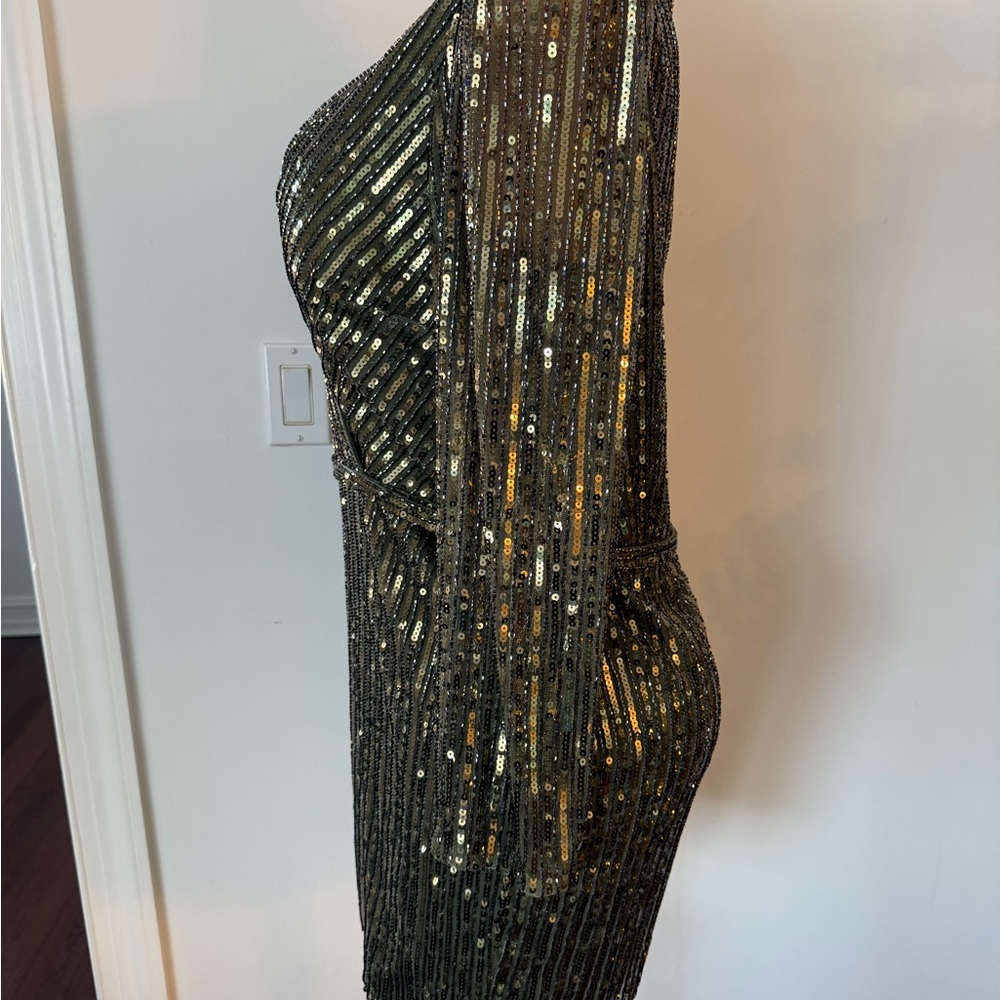 Mac Duggal Sequin & Mesh Metallic Mini Dress 14 L XL Deep V Plunge Long Sleeve - Picture 6 of 13
